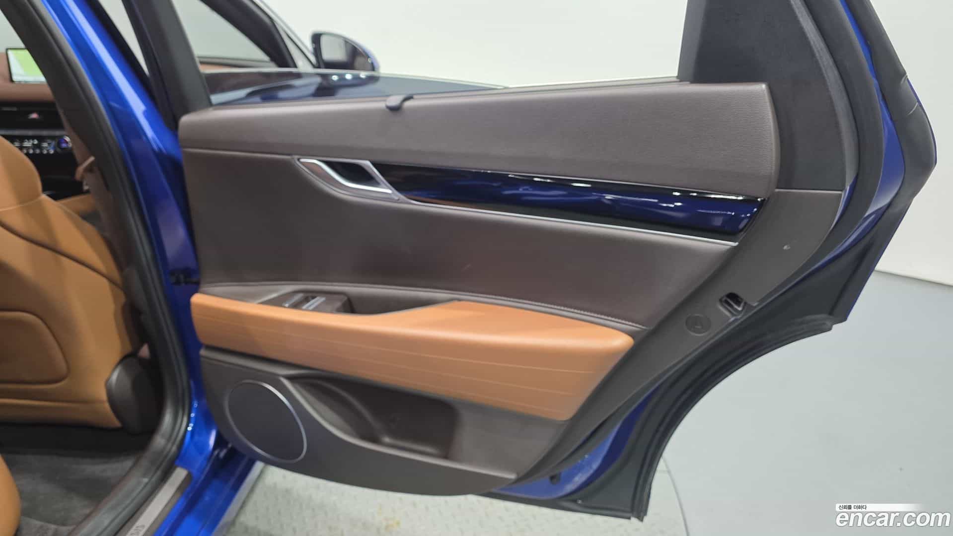 G80 Genesis 2021.5-INNER-035