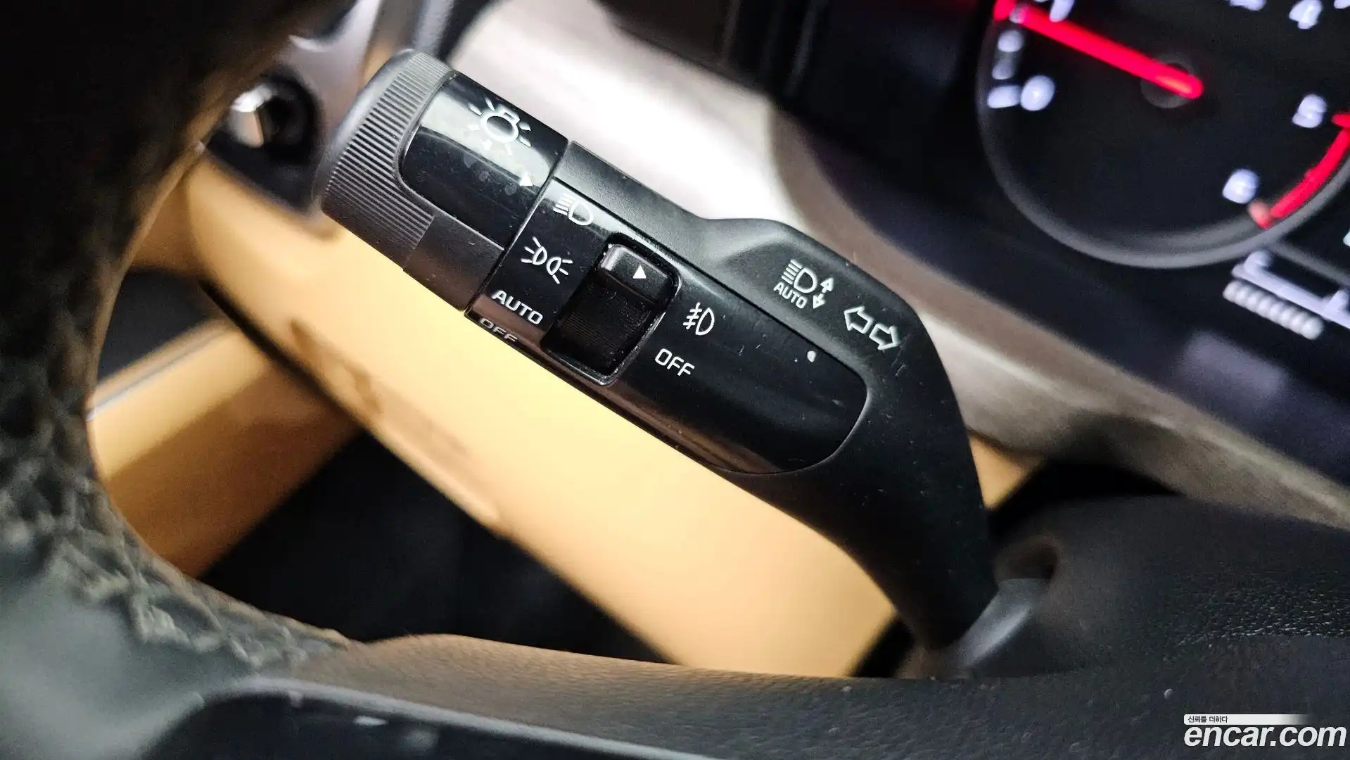 Sorento Kia 2020.4-OPTION-021