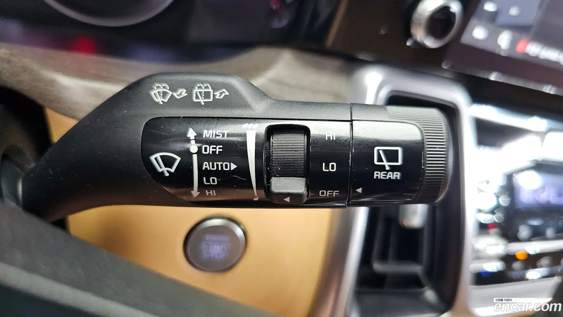 Sorento Kia 2020.4-OPTION-022