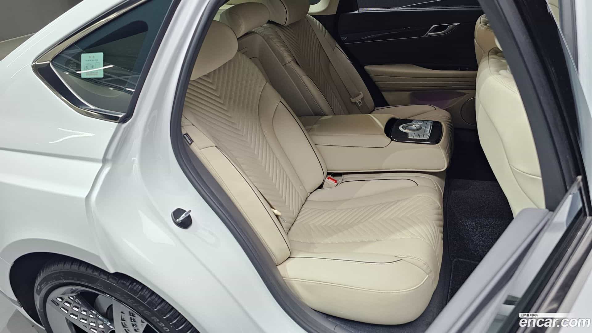 G80 Genesis 2022.6-OPTION-015