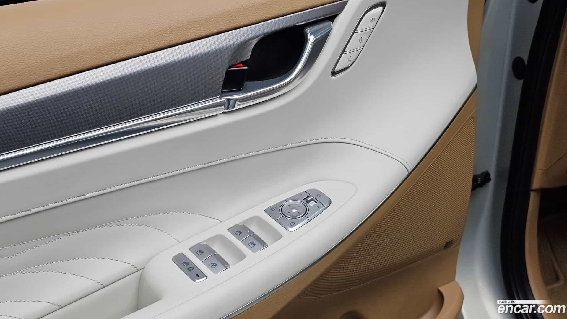 Grandeur Hyundai 2020.8-OPTION-040