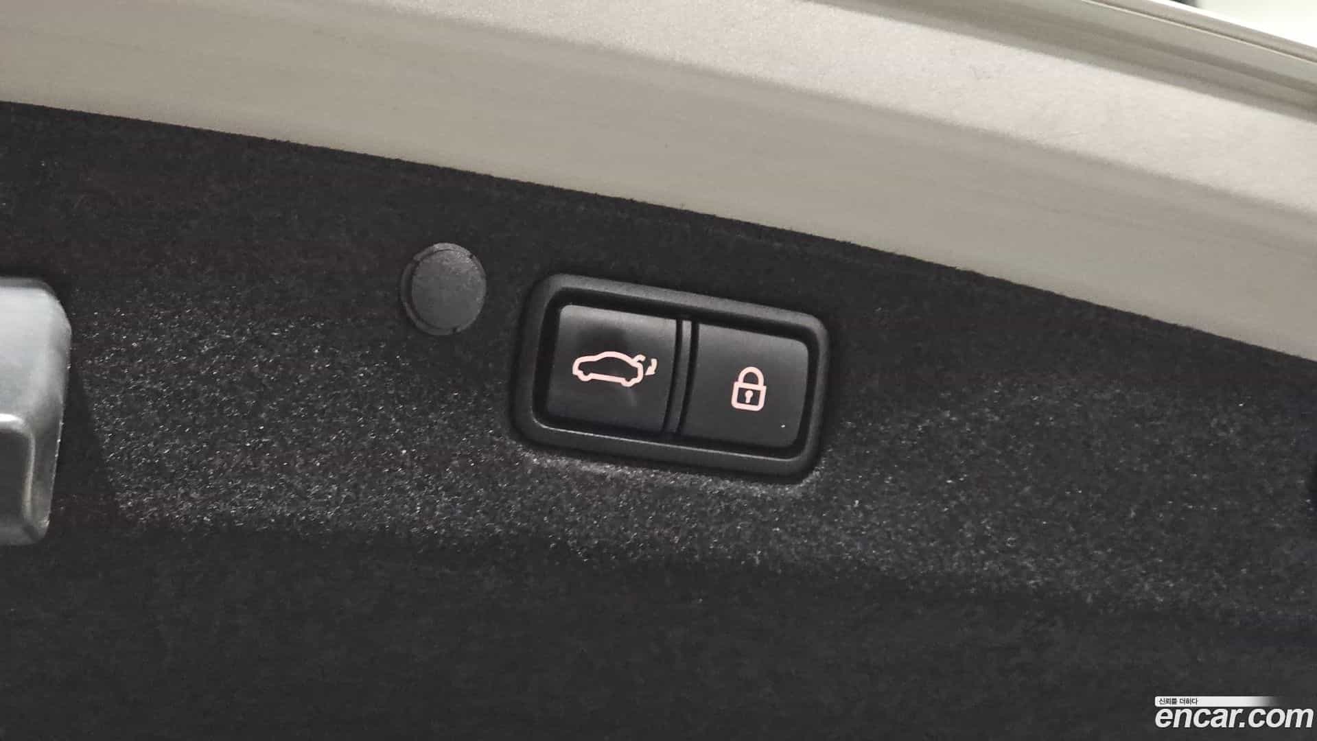 Grandeur Hyundai 2020.8-OPTION-044