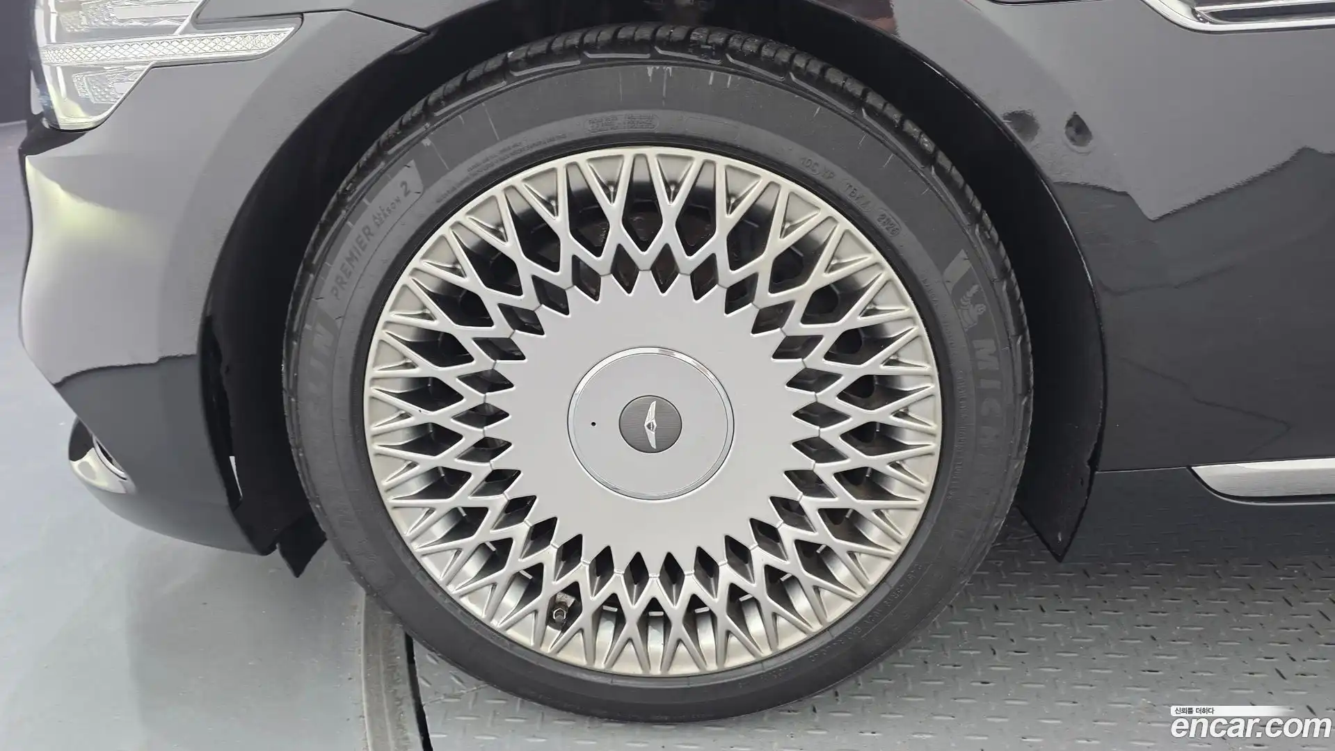 G90 Genesis 2019.10-OUTER-005