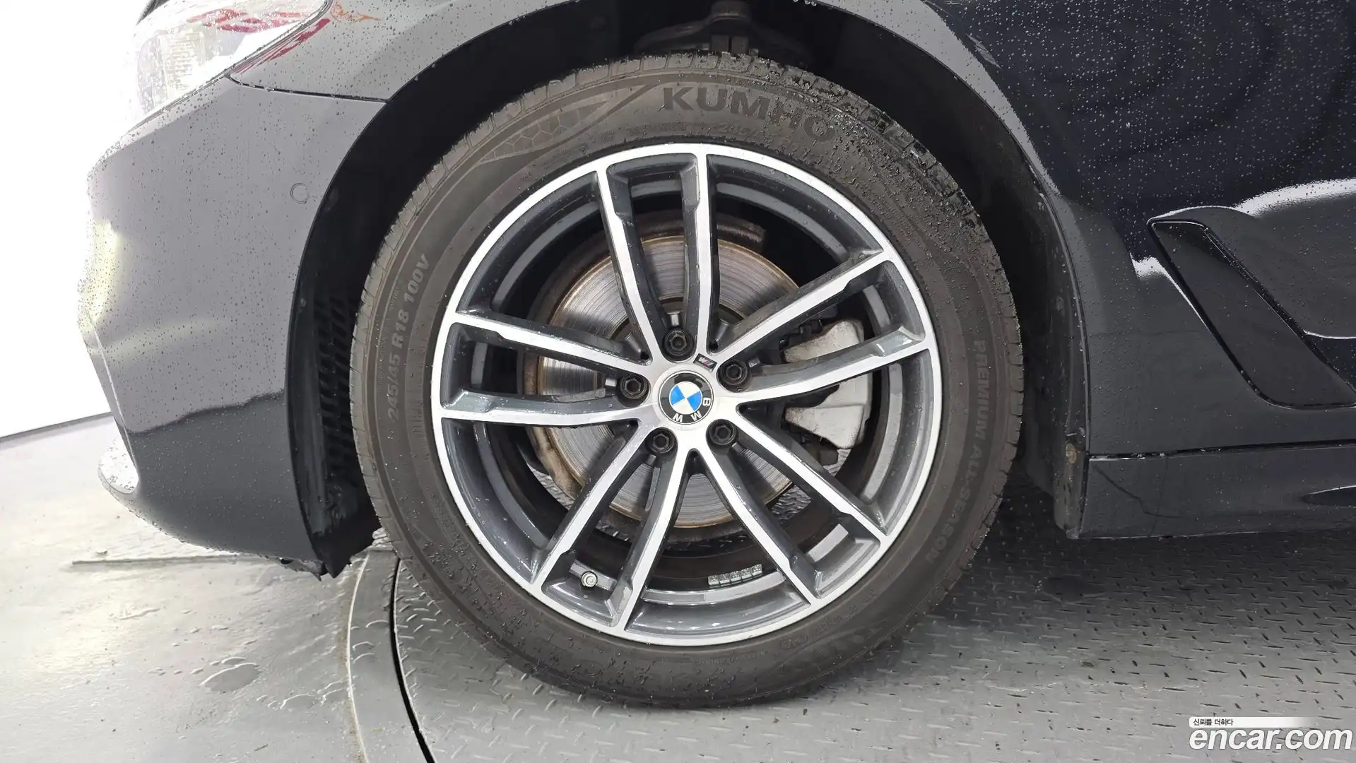 5-Series BMW 2017.5-OUTER-005