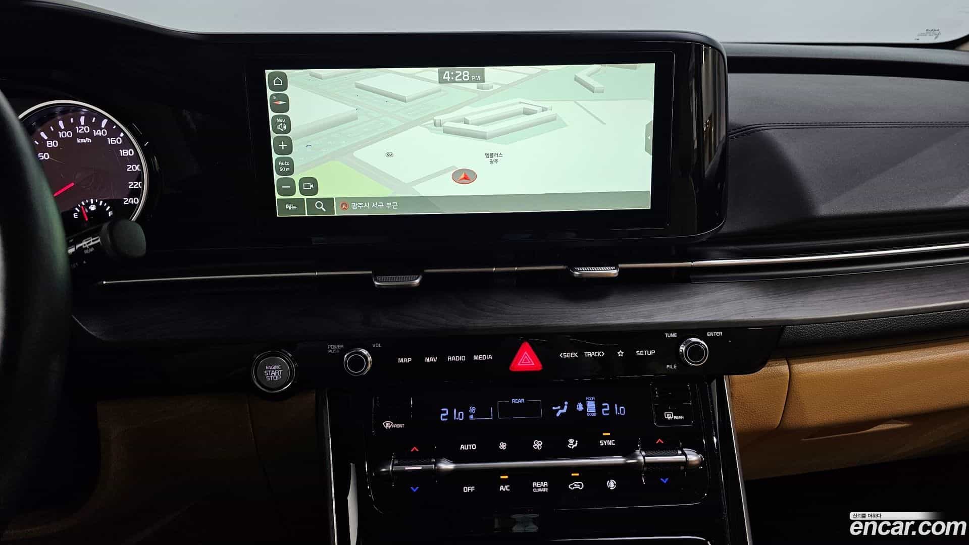 Canival Kia 2023.9-OPTION-016