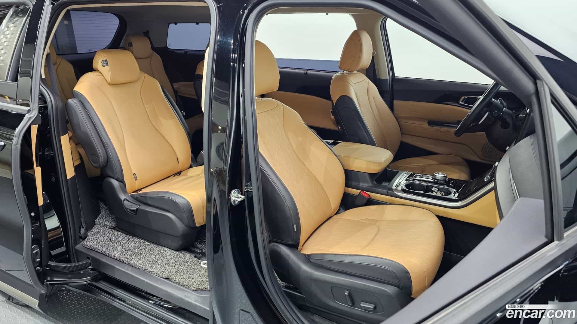 Canival Kia 2023.9-OPTION-044
