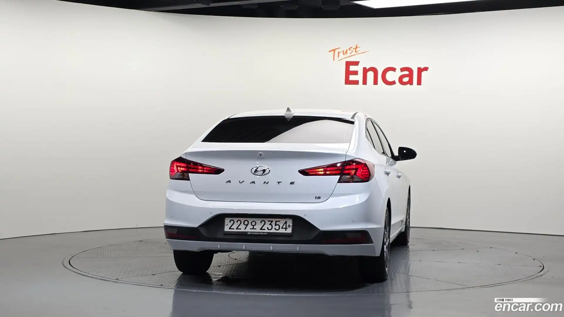 AVANTE Hyundai 2019.7-OUTER-004
