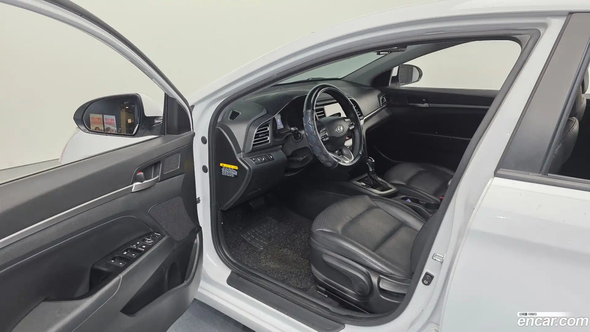 AVANTE Hyundai 2019.7-INNER-010