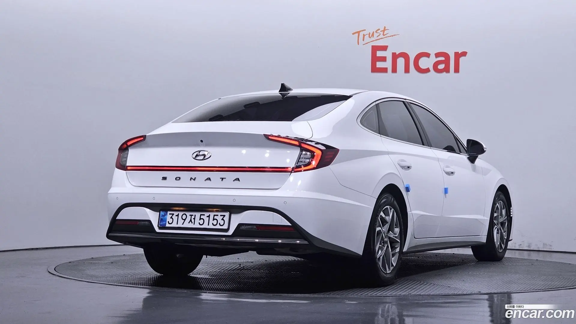 Main__Slider__Photo:Sonata Hyundai 2023.1-1