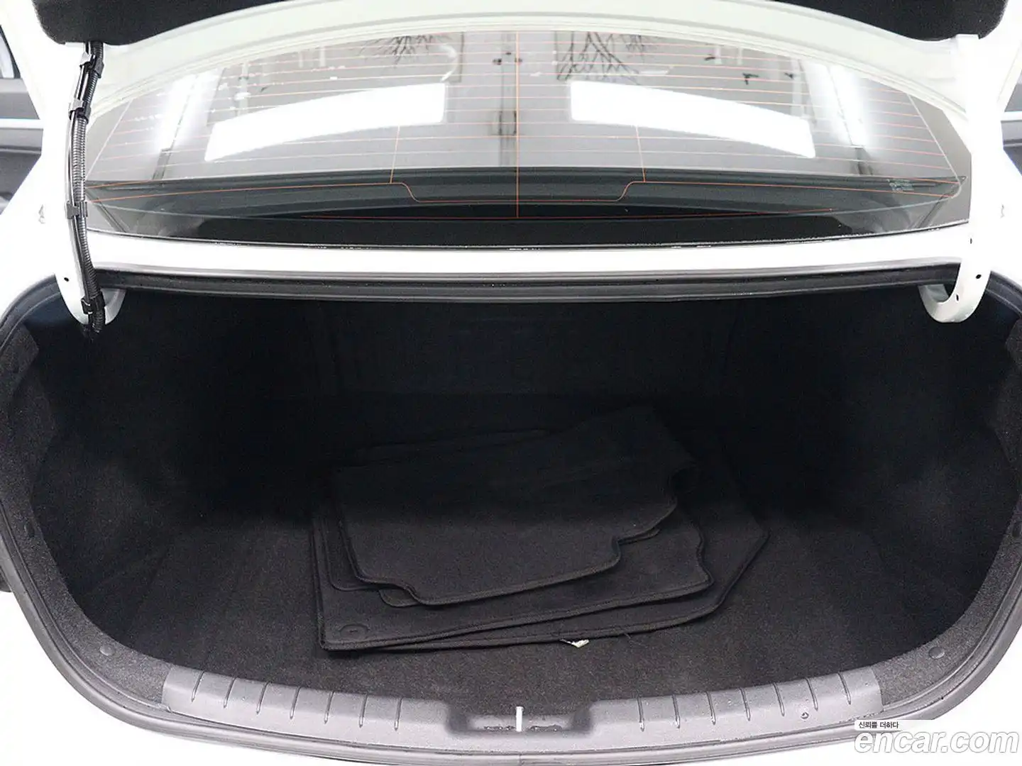 AVANTE Hyundai 2019.9-OUTER-005
