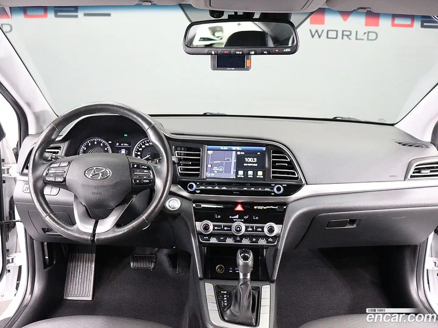 AVANTE Hyundai 2019.9-OPTION-018