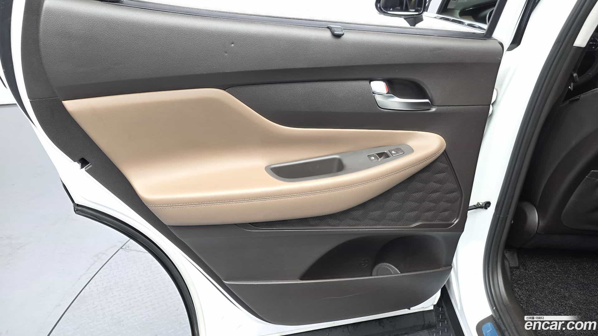 Santafe Hyundai 2022.9-INNER-035