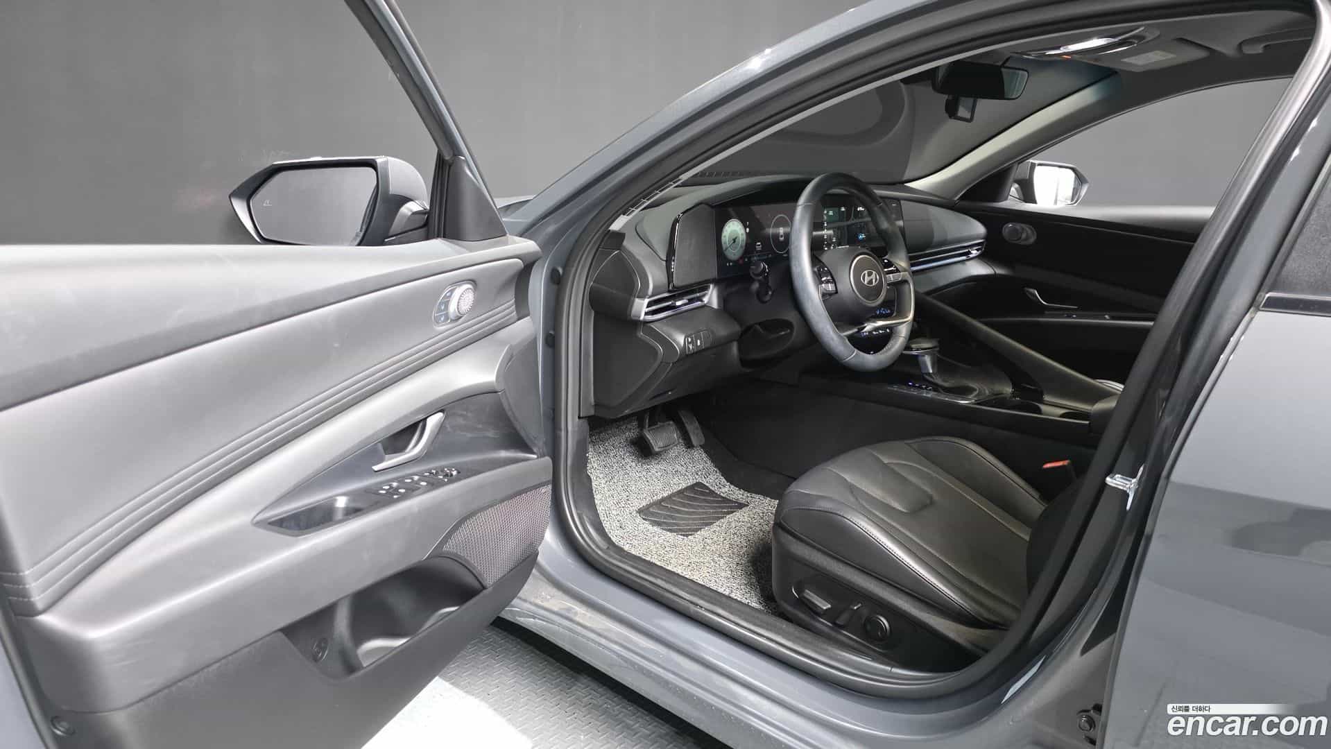 AVANTE Hyundai 2024.9-INNER-010