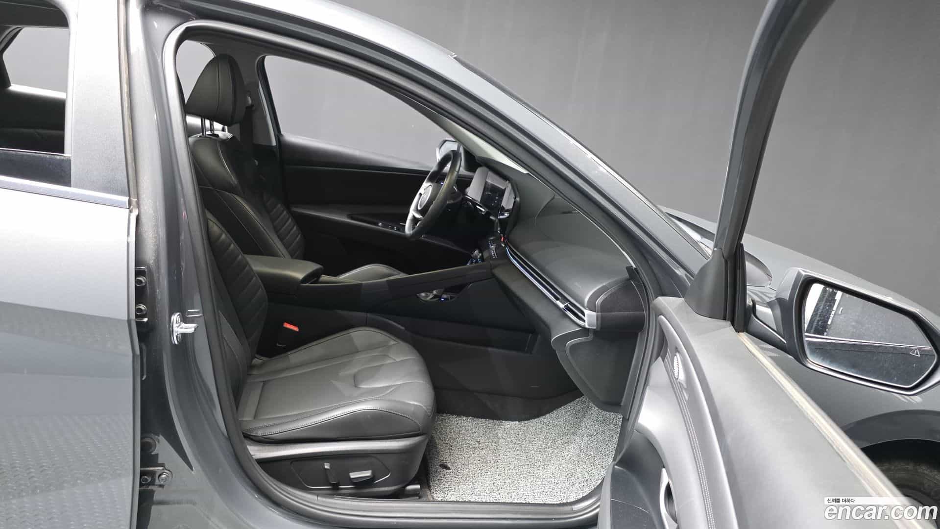AVANTE Hyundai 2024.9-OPTION-015
