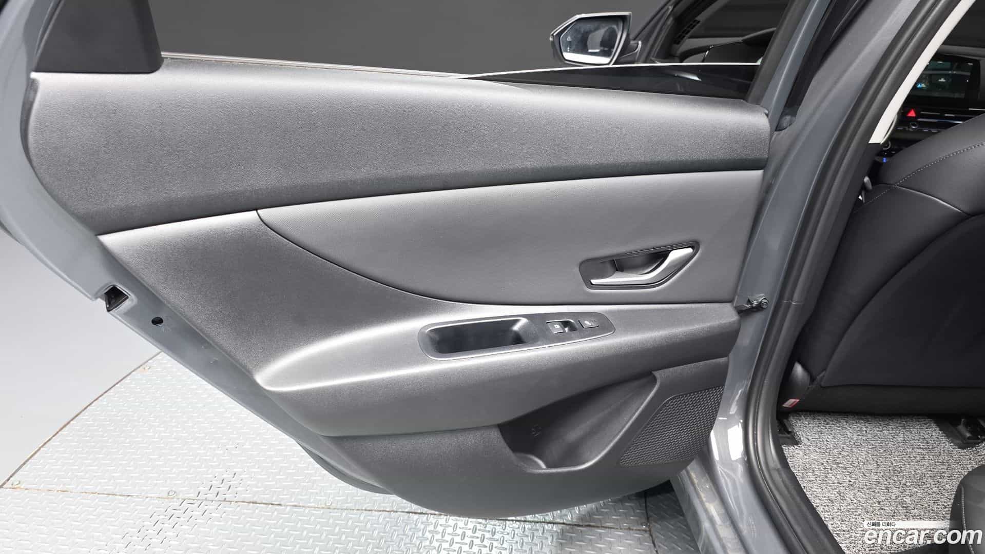 AVANTE Hyundai 2024.9-INNER-035