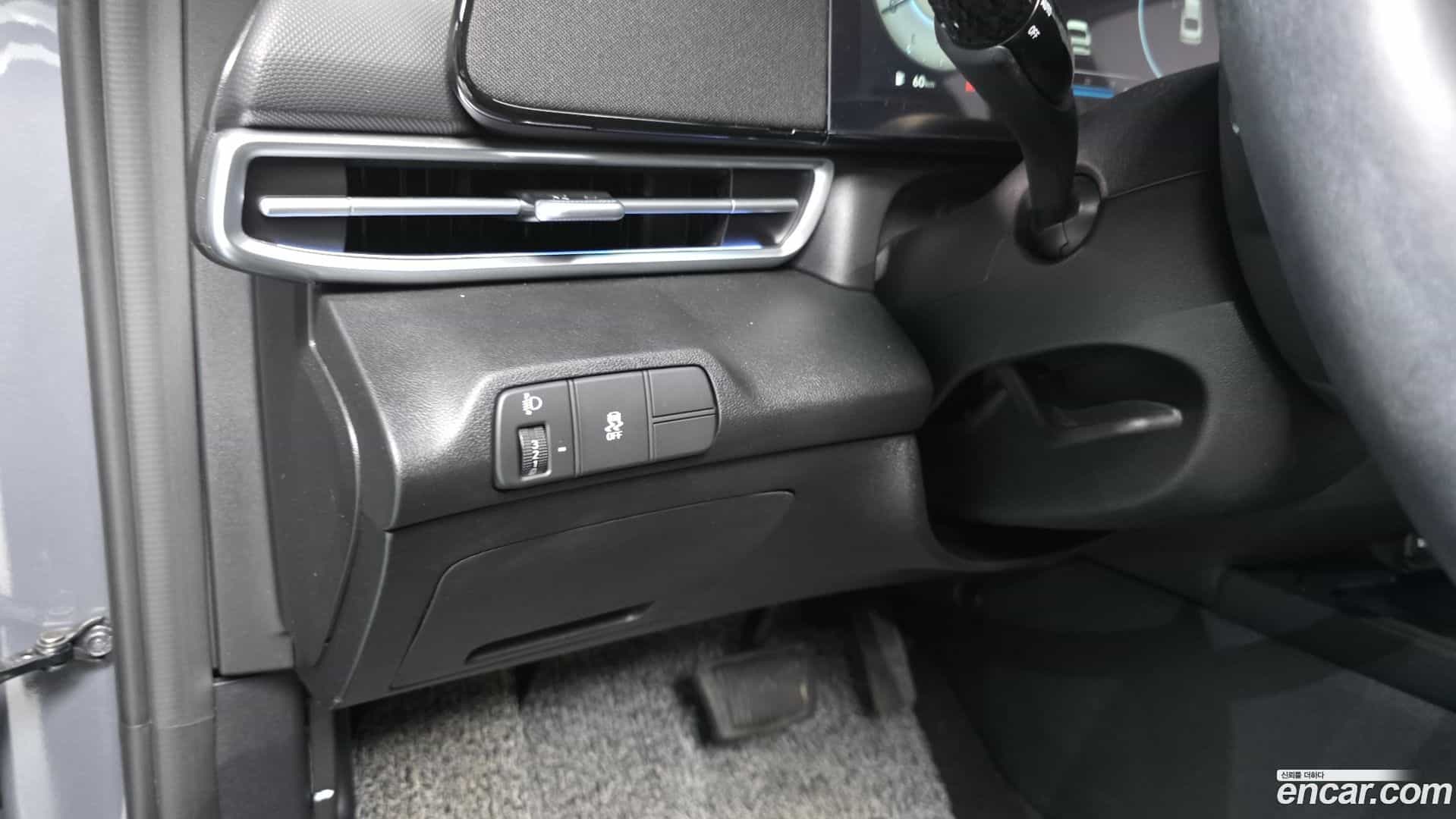 AVANTE Hyundai 2024.9-OPTION-040