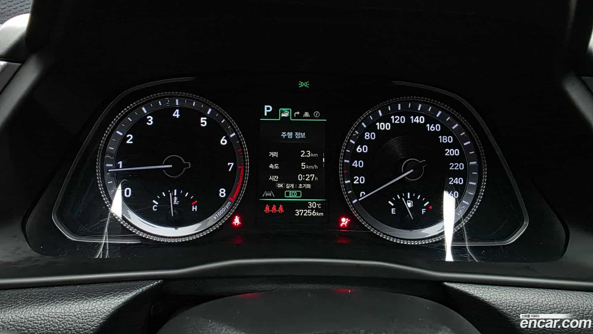 Sonata Hyundai 2023.1-INNER-008