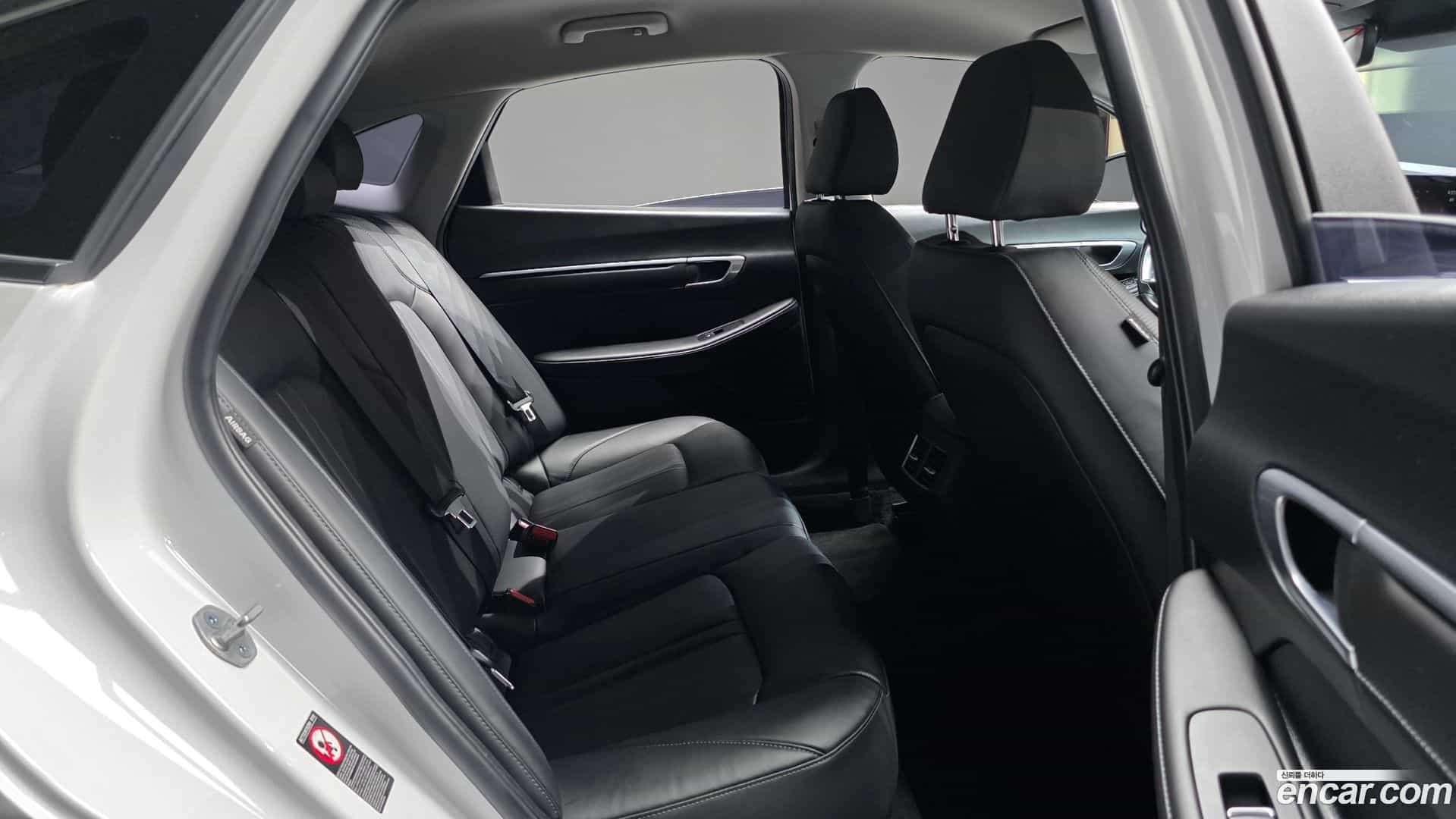 Sonata Hyundai 2023.1-OPTION-015