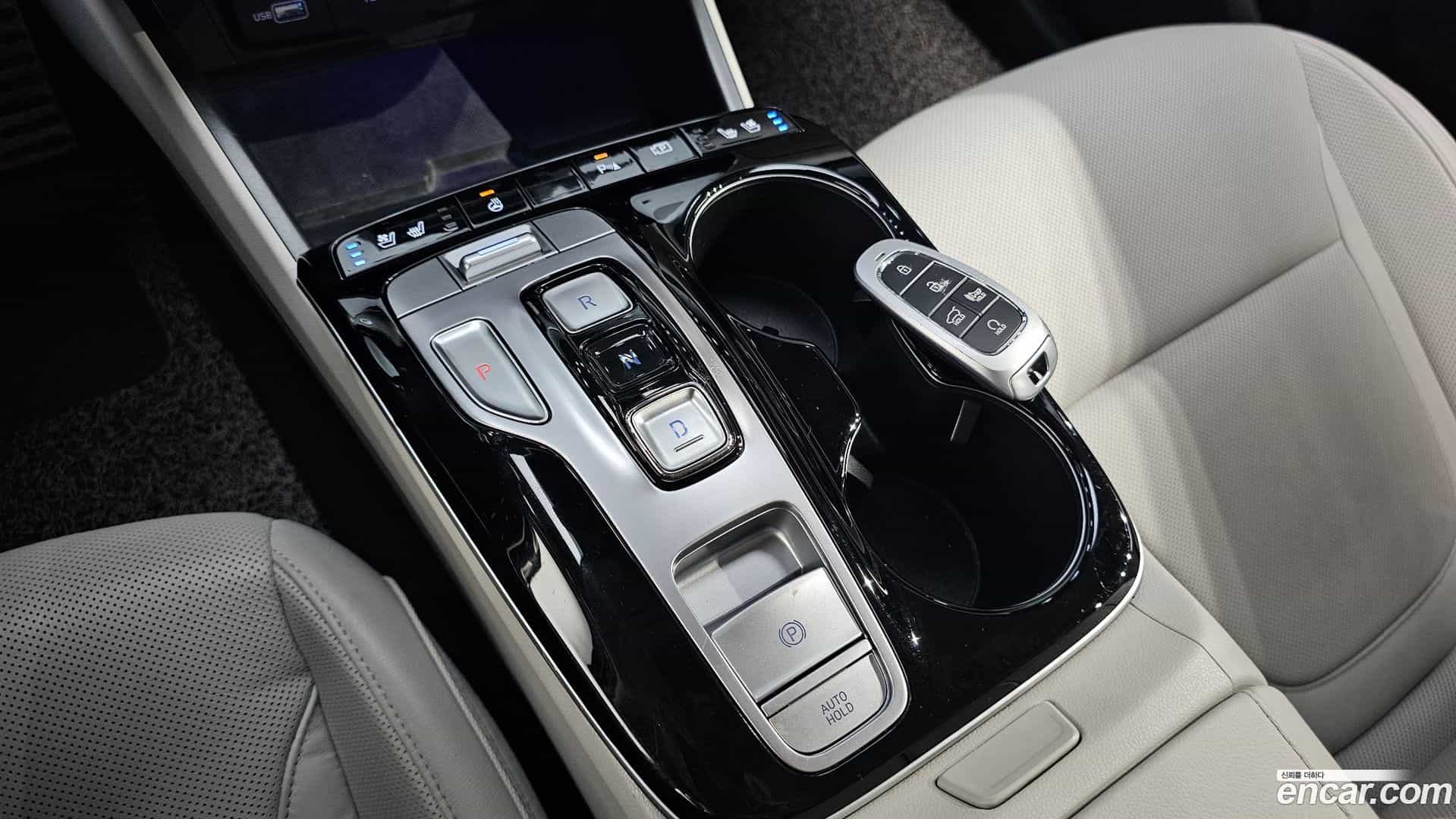Tucson Hyundai 2022.5-INNER-009