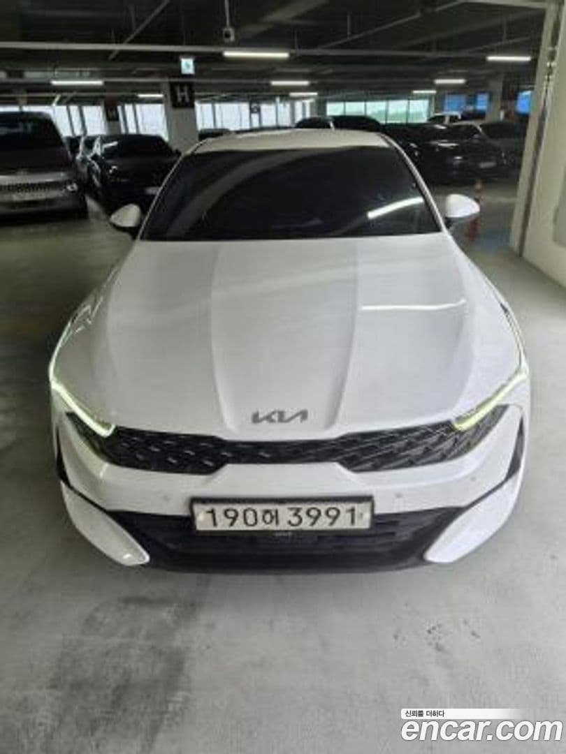 Main__Slider__Photo:K5 Kia 2022.1-0