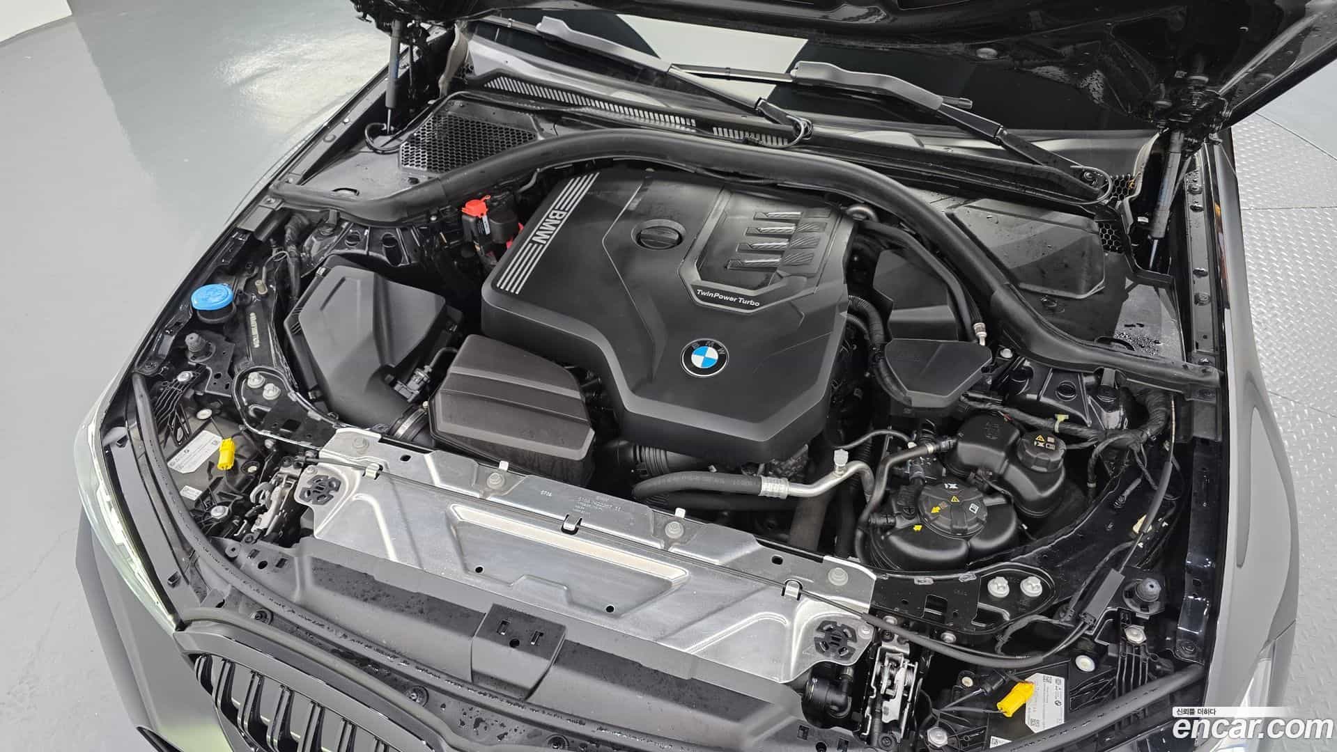 3-Series BMW 2024.7-OUTER-006