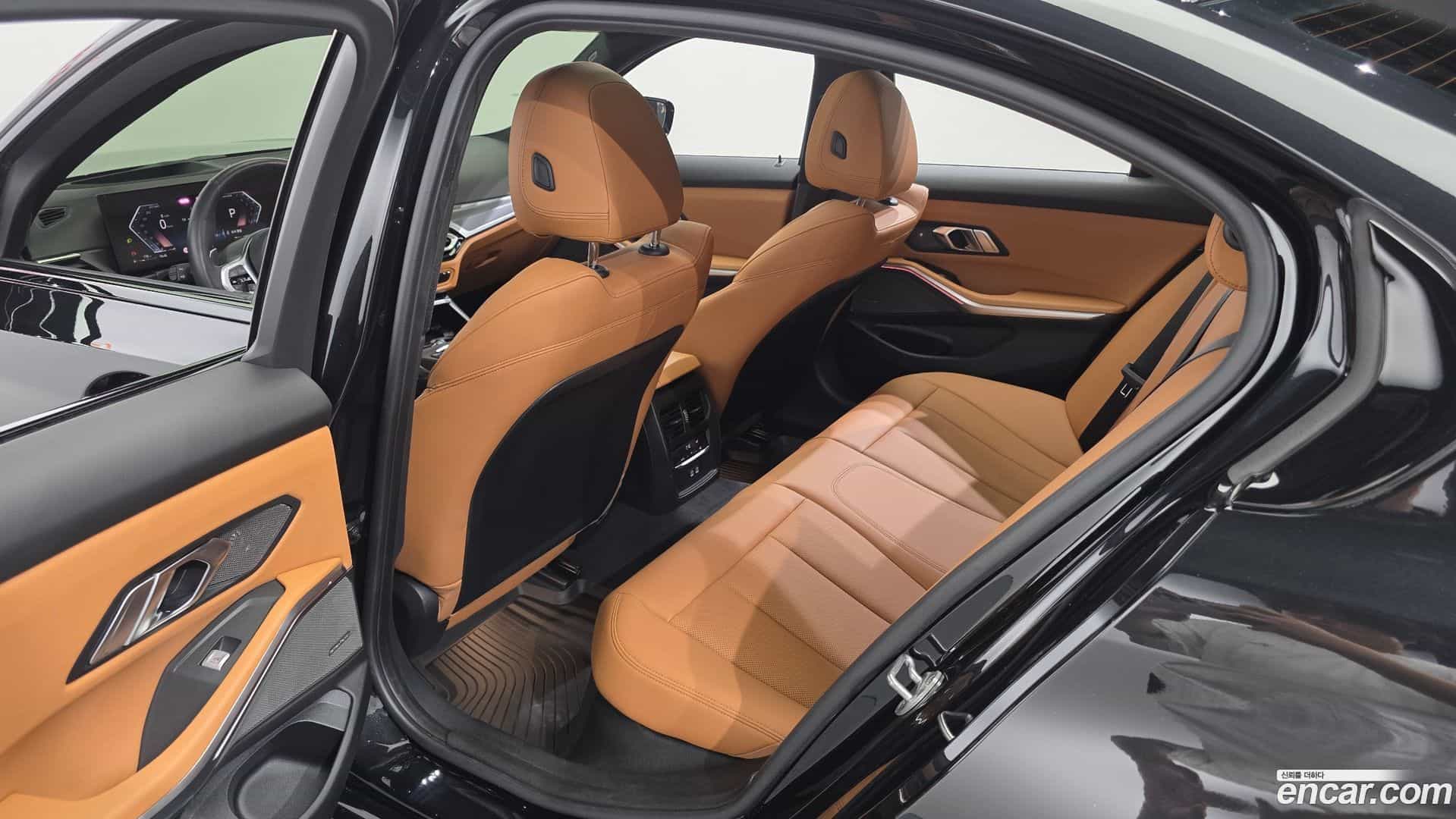 3-Series BMW 2024.7-INNER-036