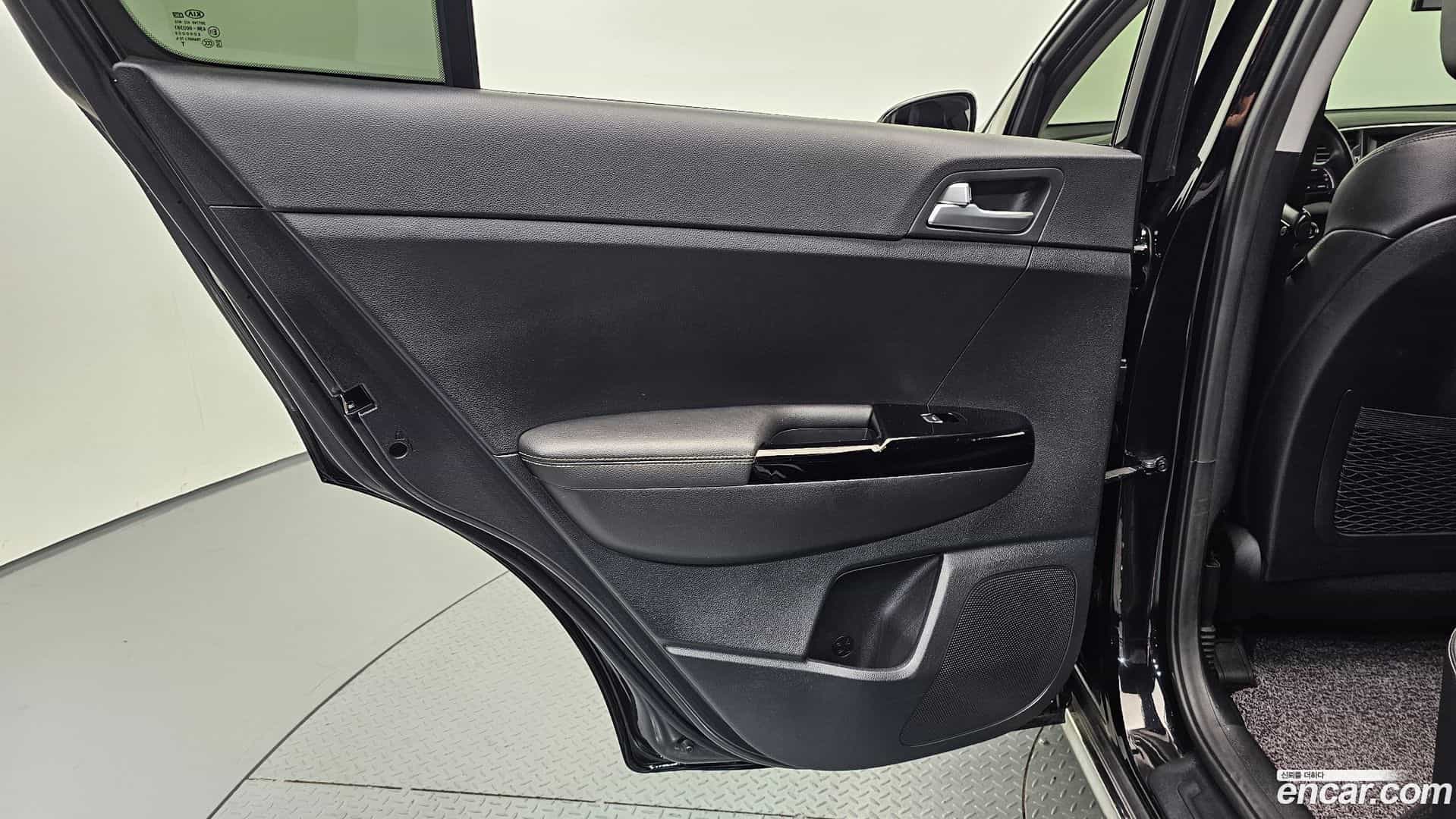 Sportage Kia 2016.4-INNER-035