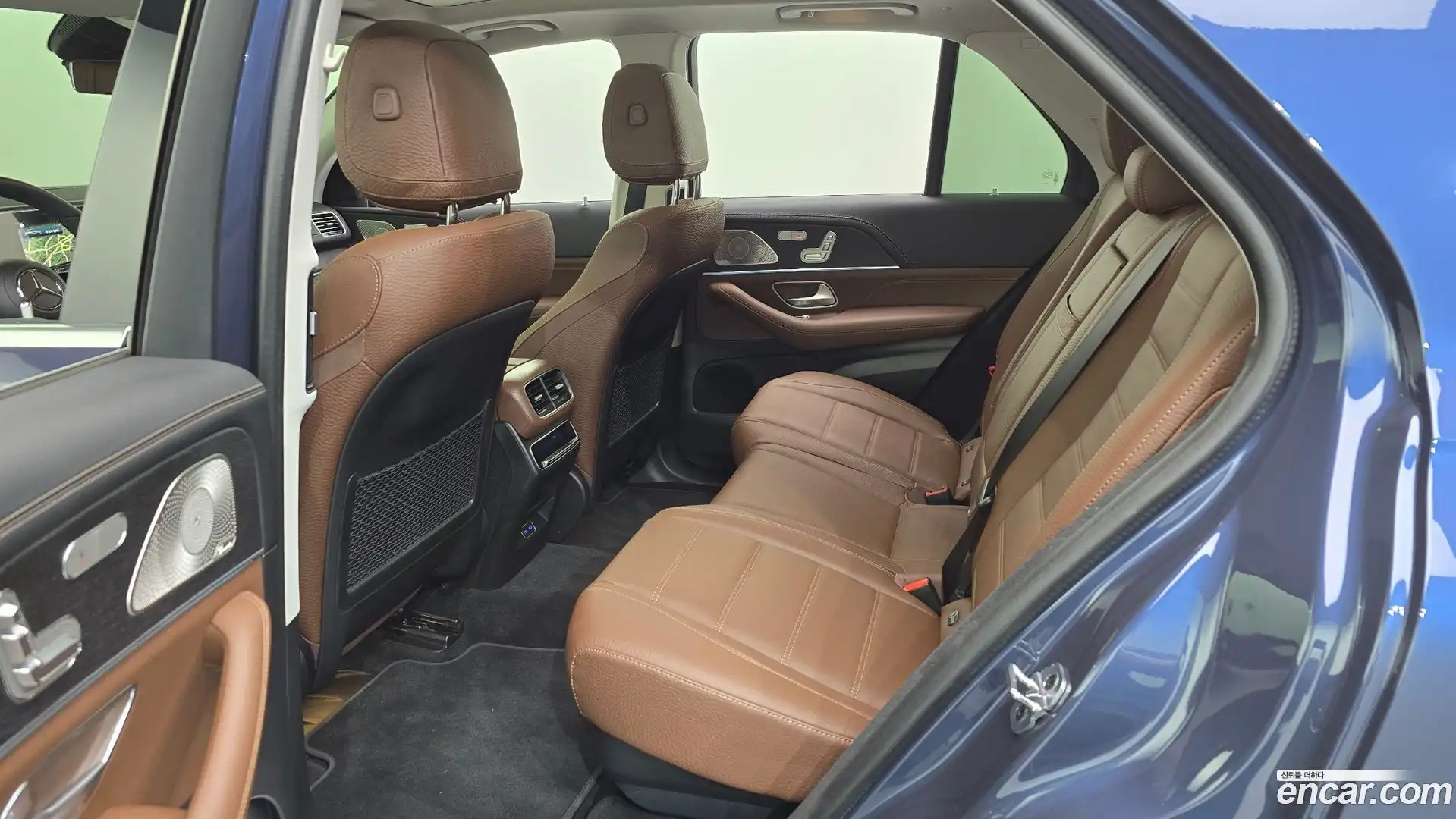 GLE-Class Mercedes-Benz 2025.5-OPTION-015