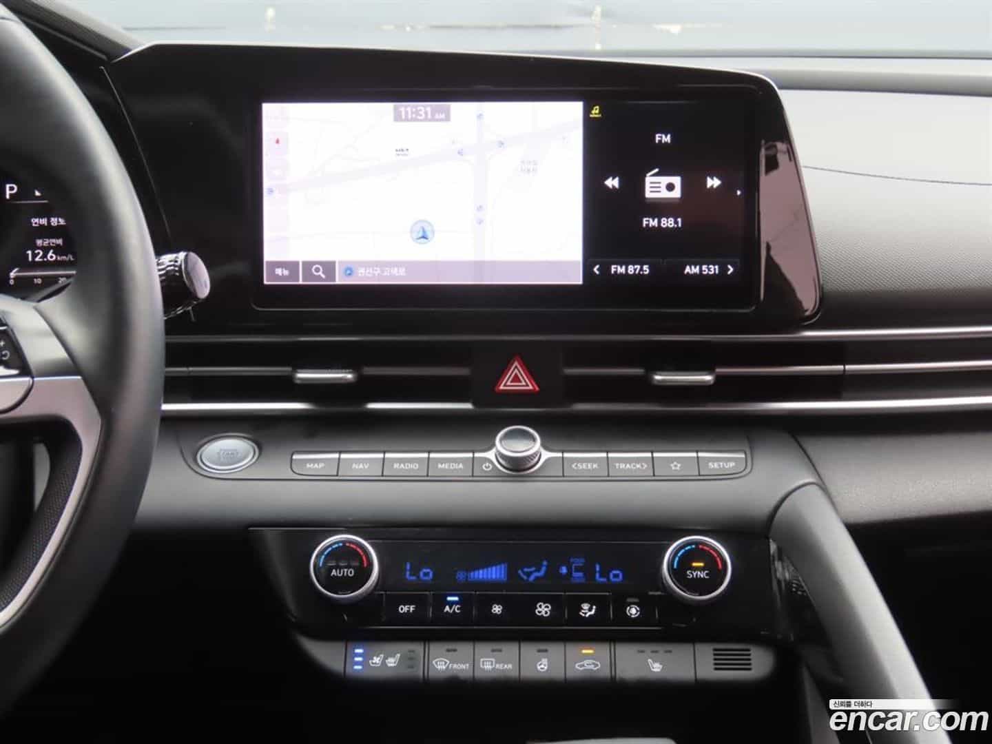 AVANTE Hyundai 2021.5-INNER-009