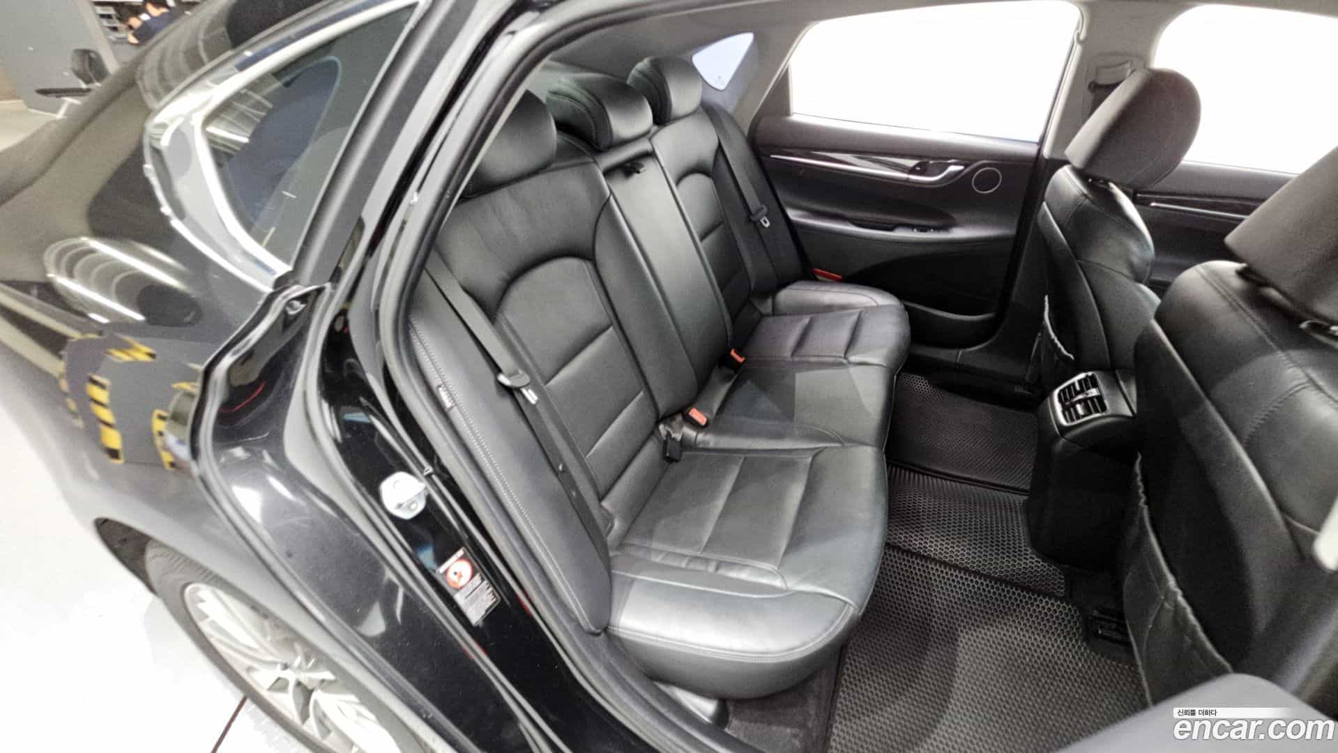 Grandeur Hyundai 2017.11-OPTION-015