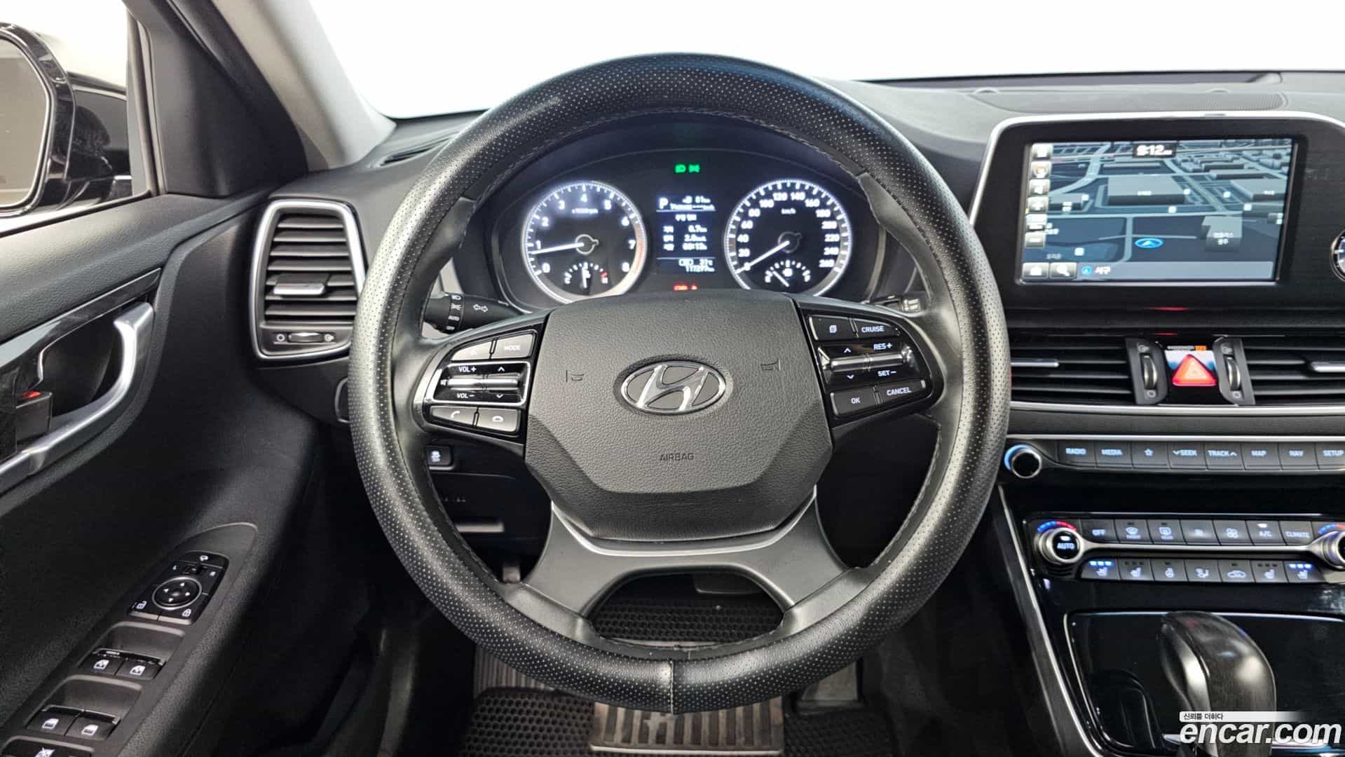 Grandeur Hyundai 2017.11-OPTION-019
