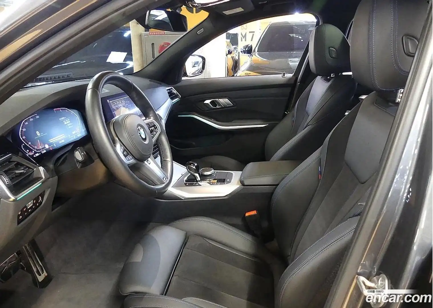 3-Series BMW 2021.9-INNER-010