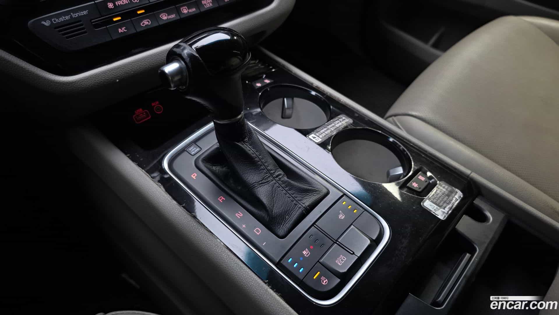 Canival Kia 2015.4-INNER-009