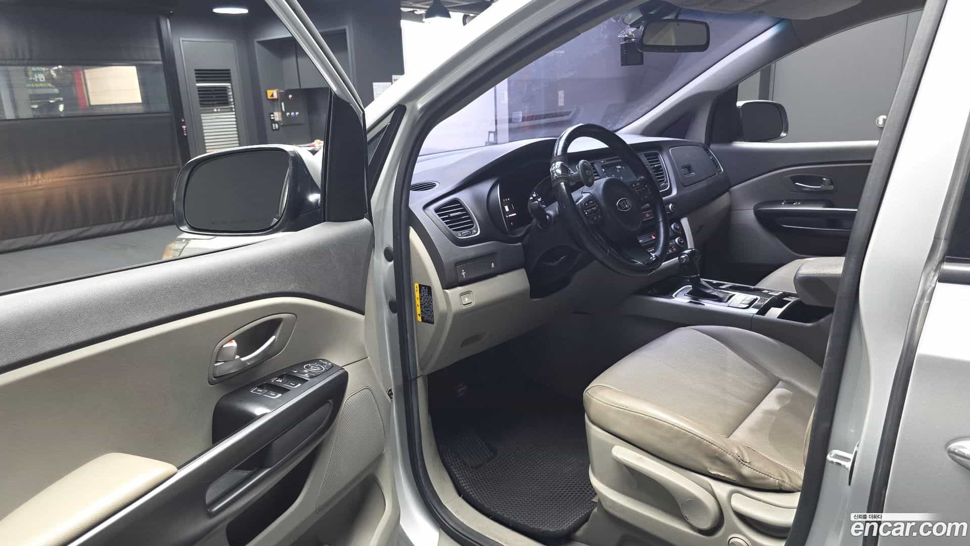 Canival Kia 2015.4-INNER-010