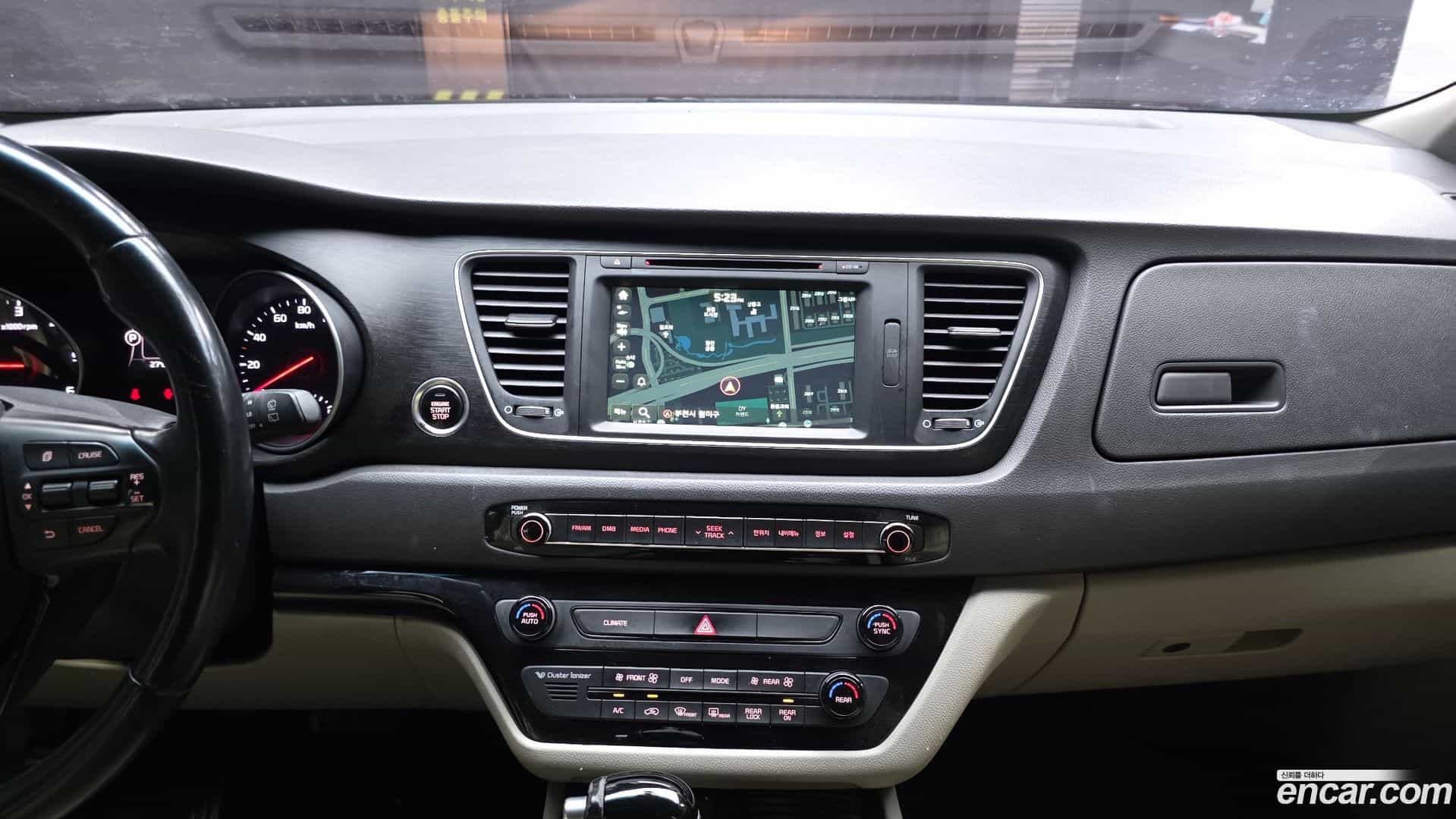 Canival Kia 2015.4-OPTION-019