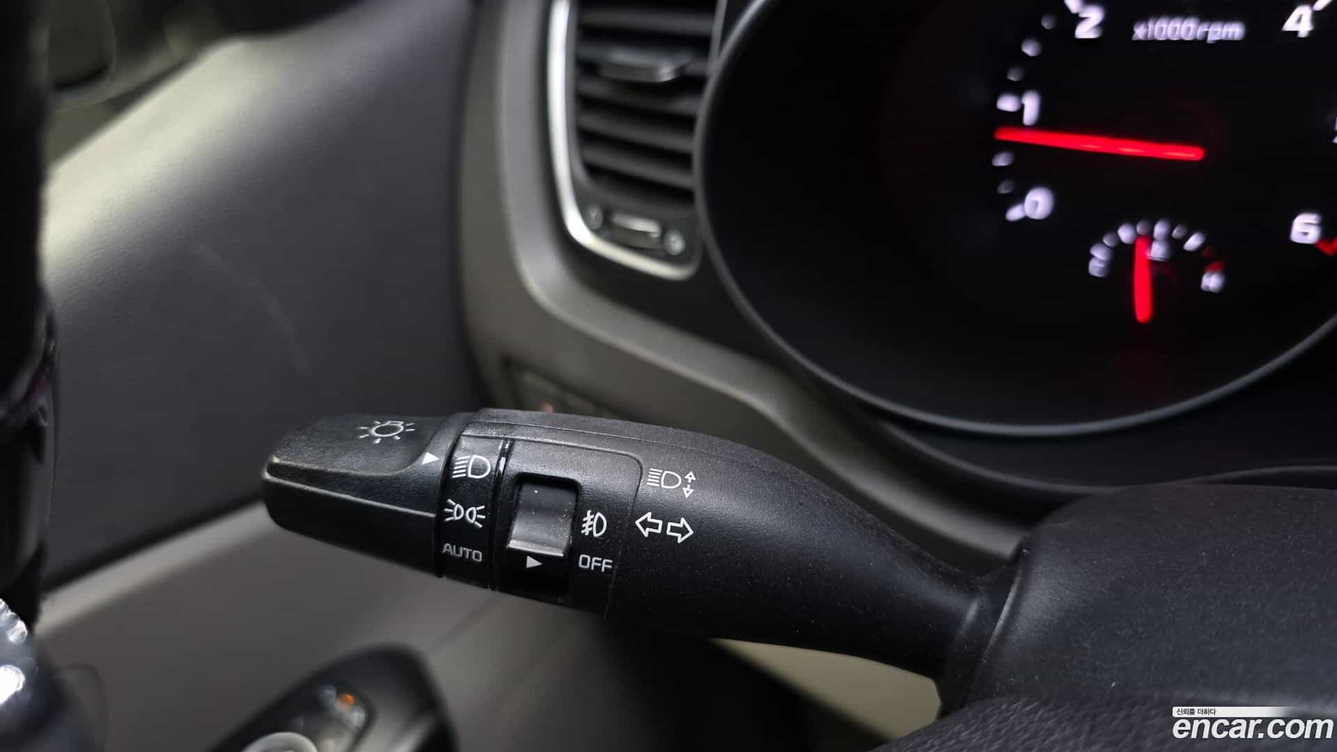 Canival Kia 2015.4-OPTION-023