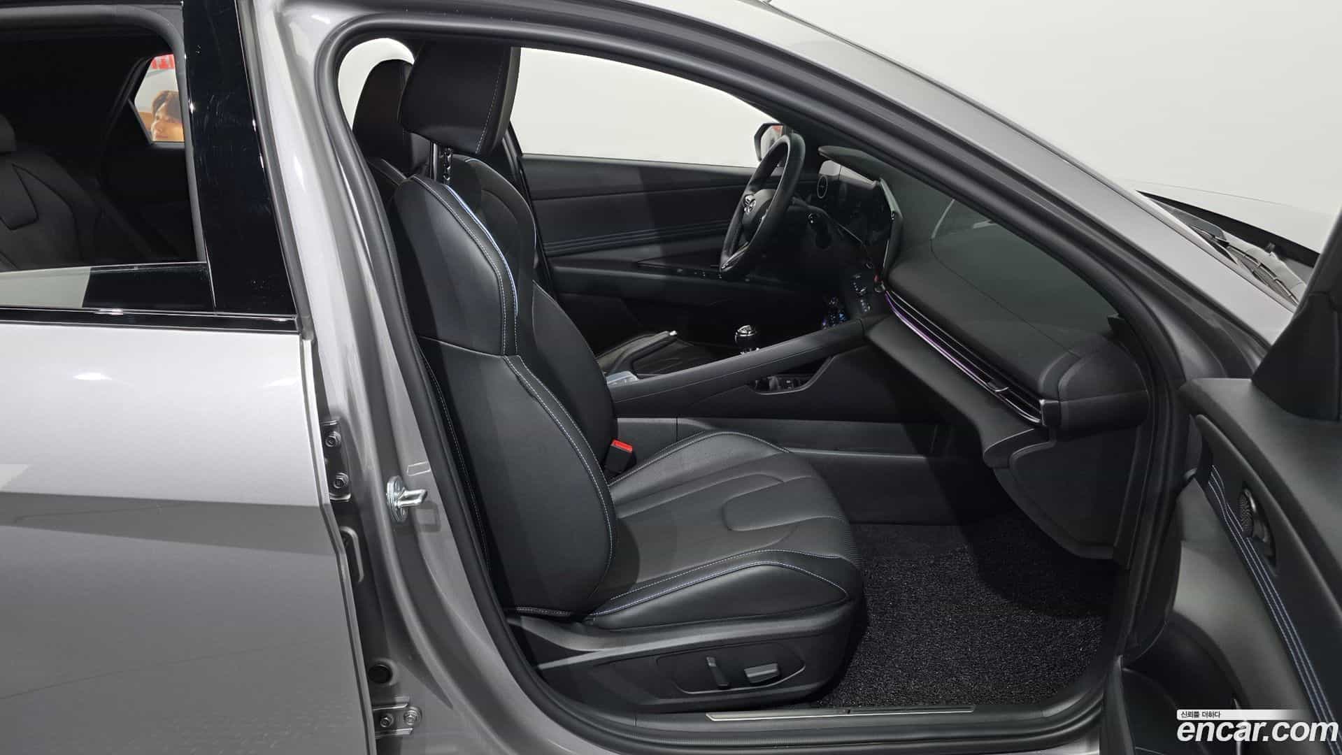 AVANTE Hyundai 2023.2-OPTION-015