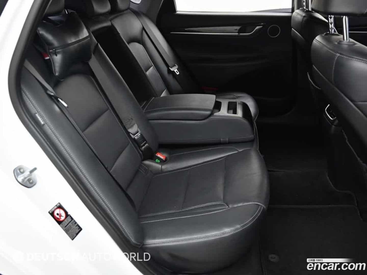 Grandeur Hyundai 2018.7-OPTION-016