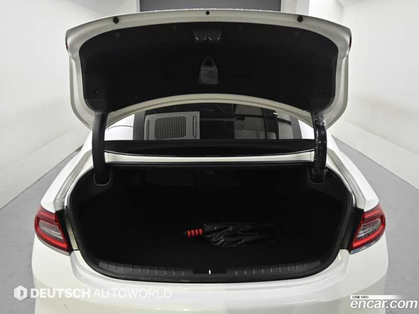 Grandeur Hyundai 2018.7-OPTION-023