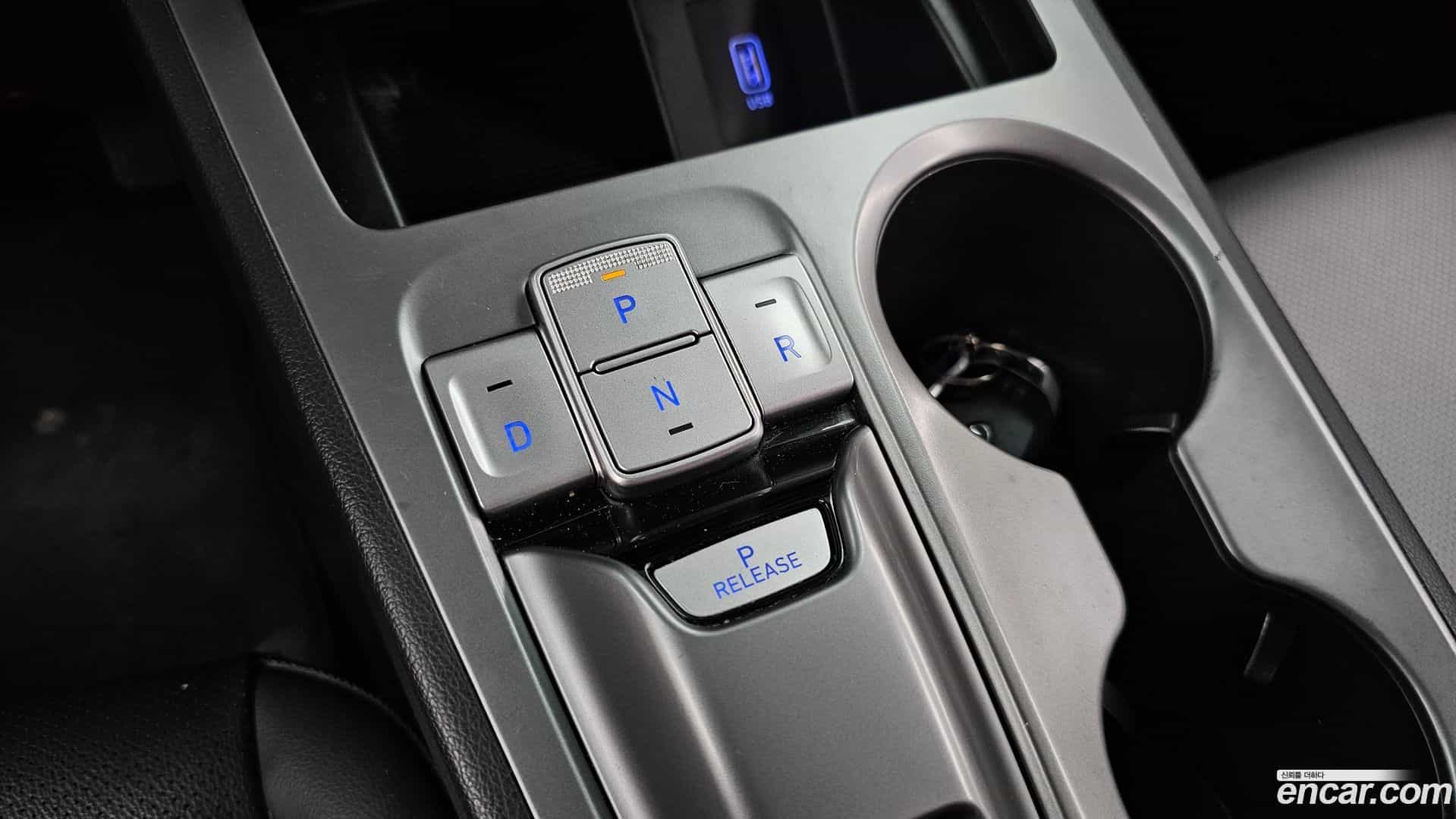 Kona Hyundai 2020.11-INNER-009