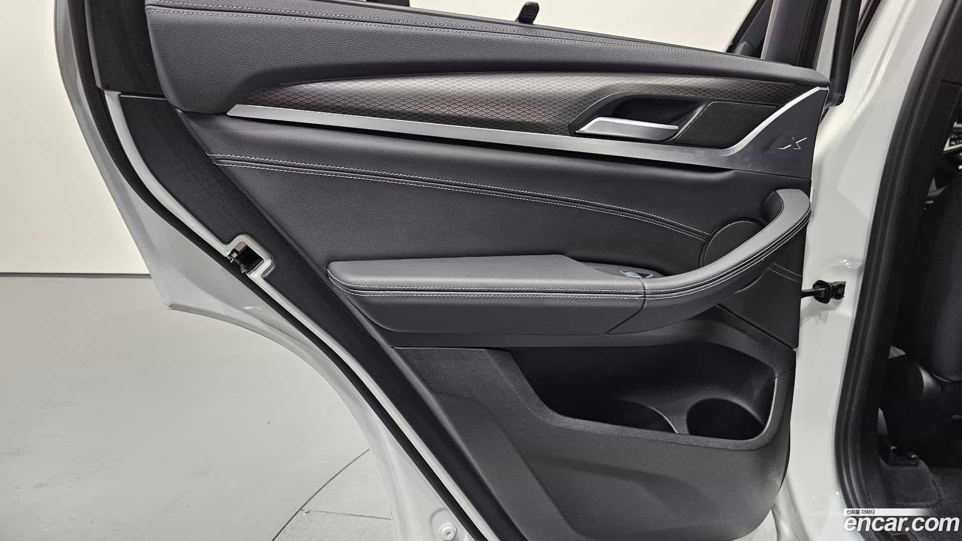X3 BMW 2023.2-INNER-035