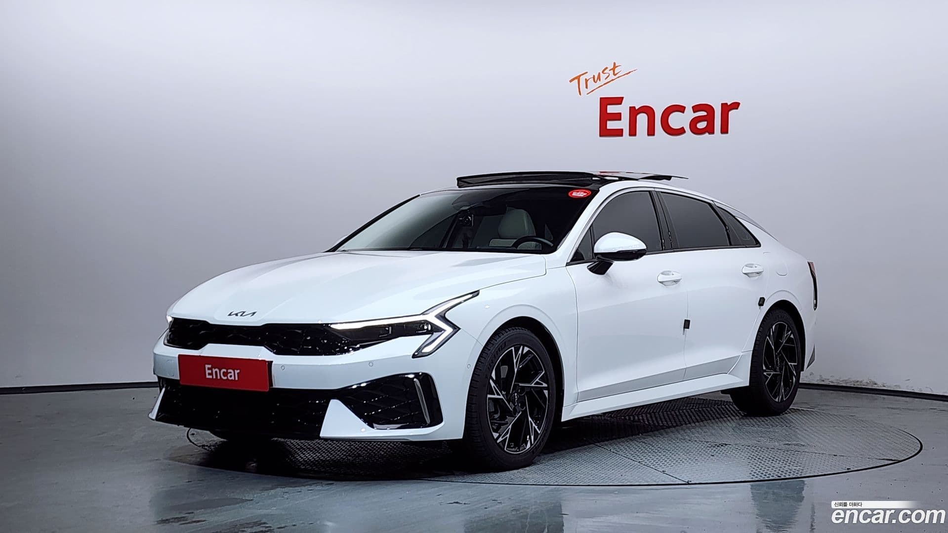 Main__Slider__Photo:K5 Kia 2023.11-0