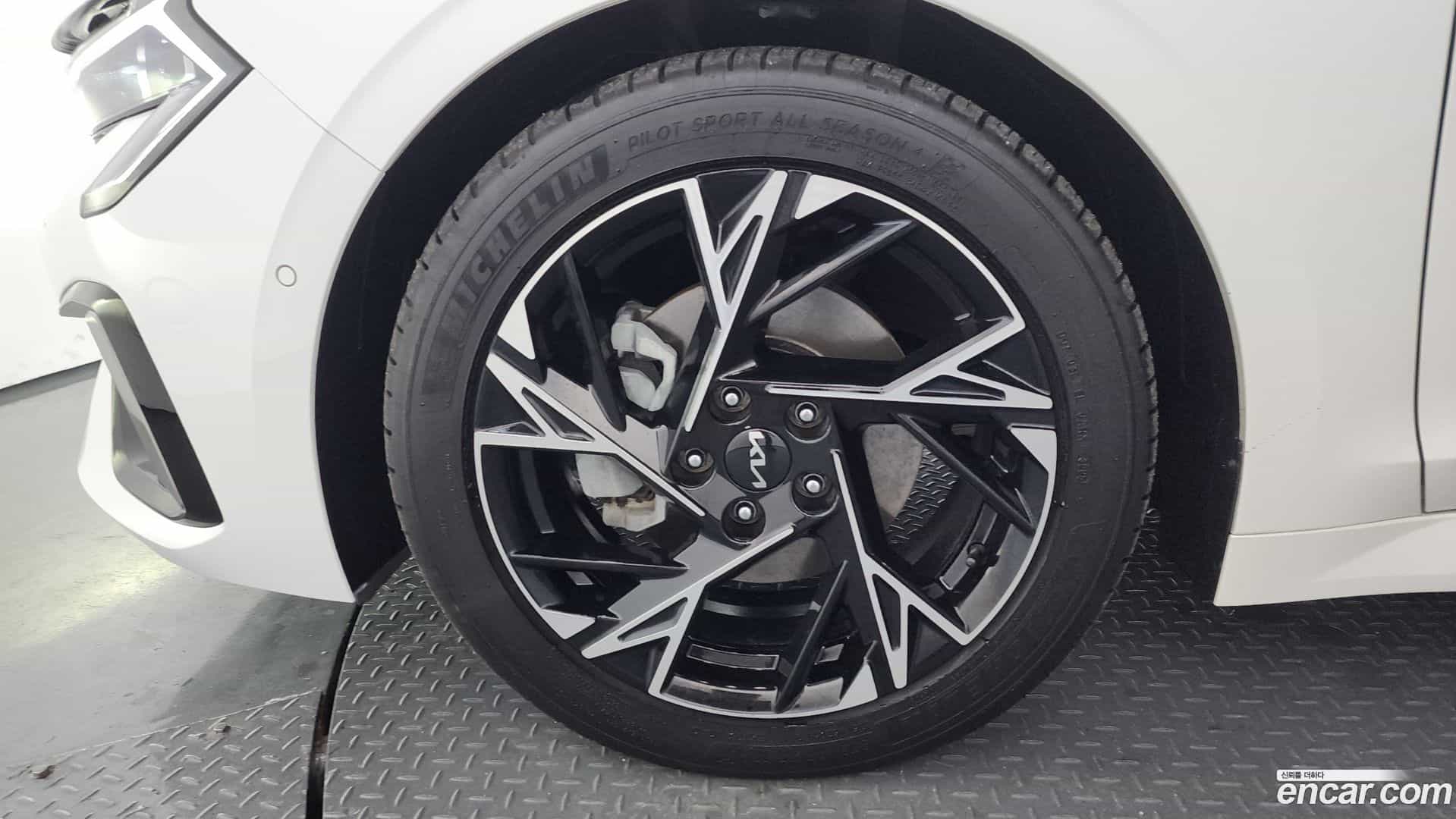K5 Kia 2023.11-OUTER-005
