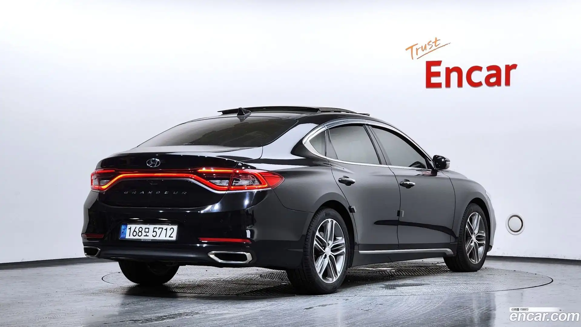 Grandeur Hyundai 2018.4-OUTER-002