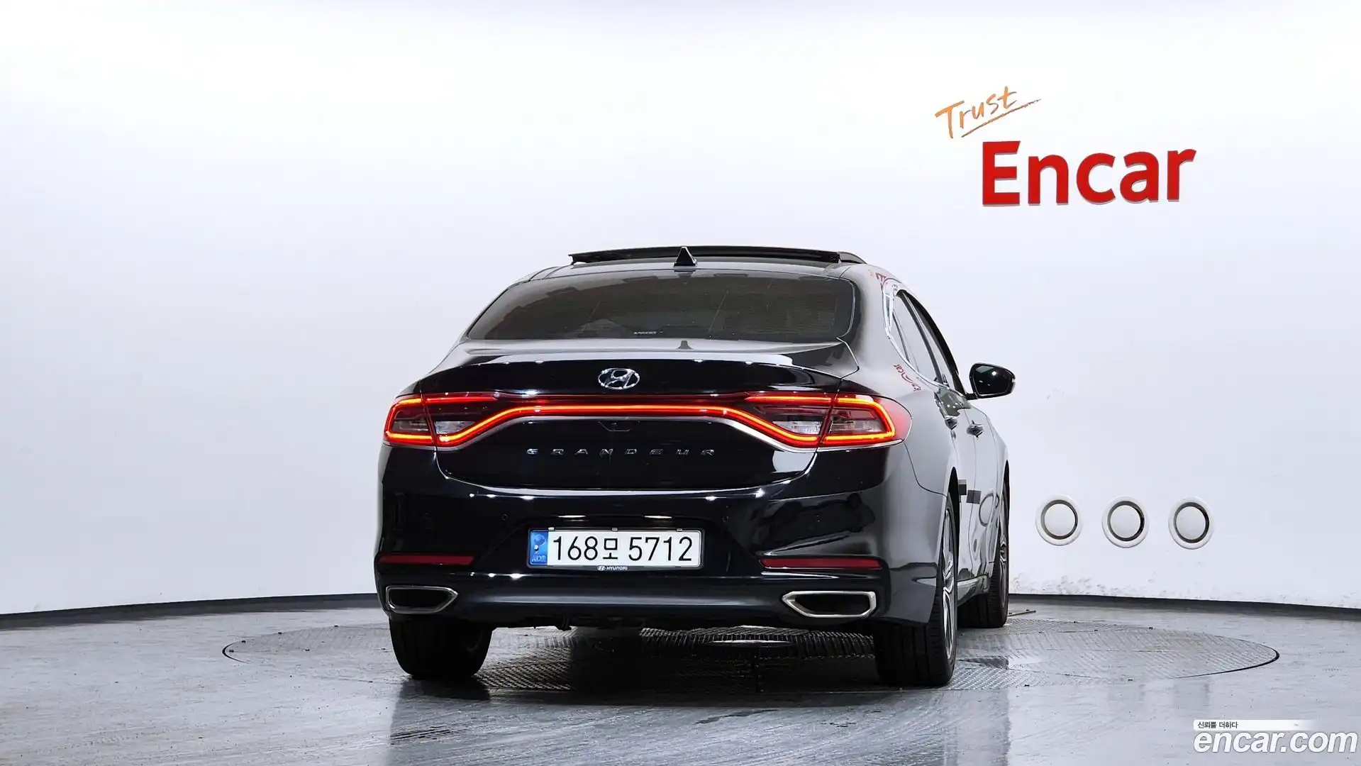 Grandeur Hyundai 2018.4-OUTER-004
