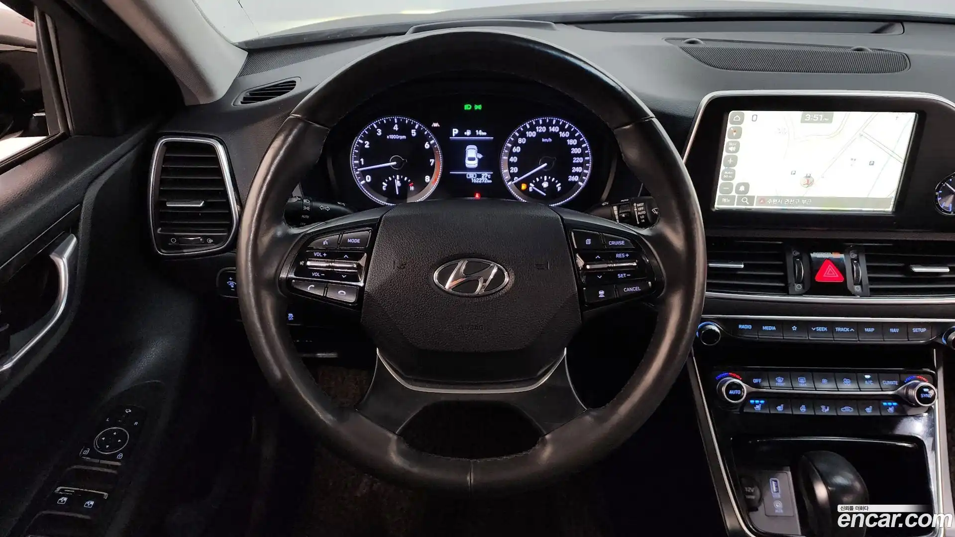 Grandeur Hyundai 2018.4-OPTION-016