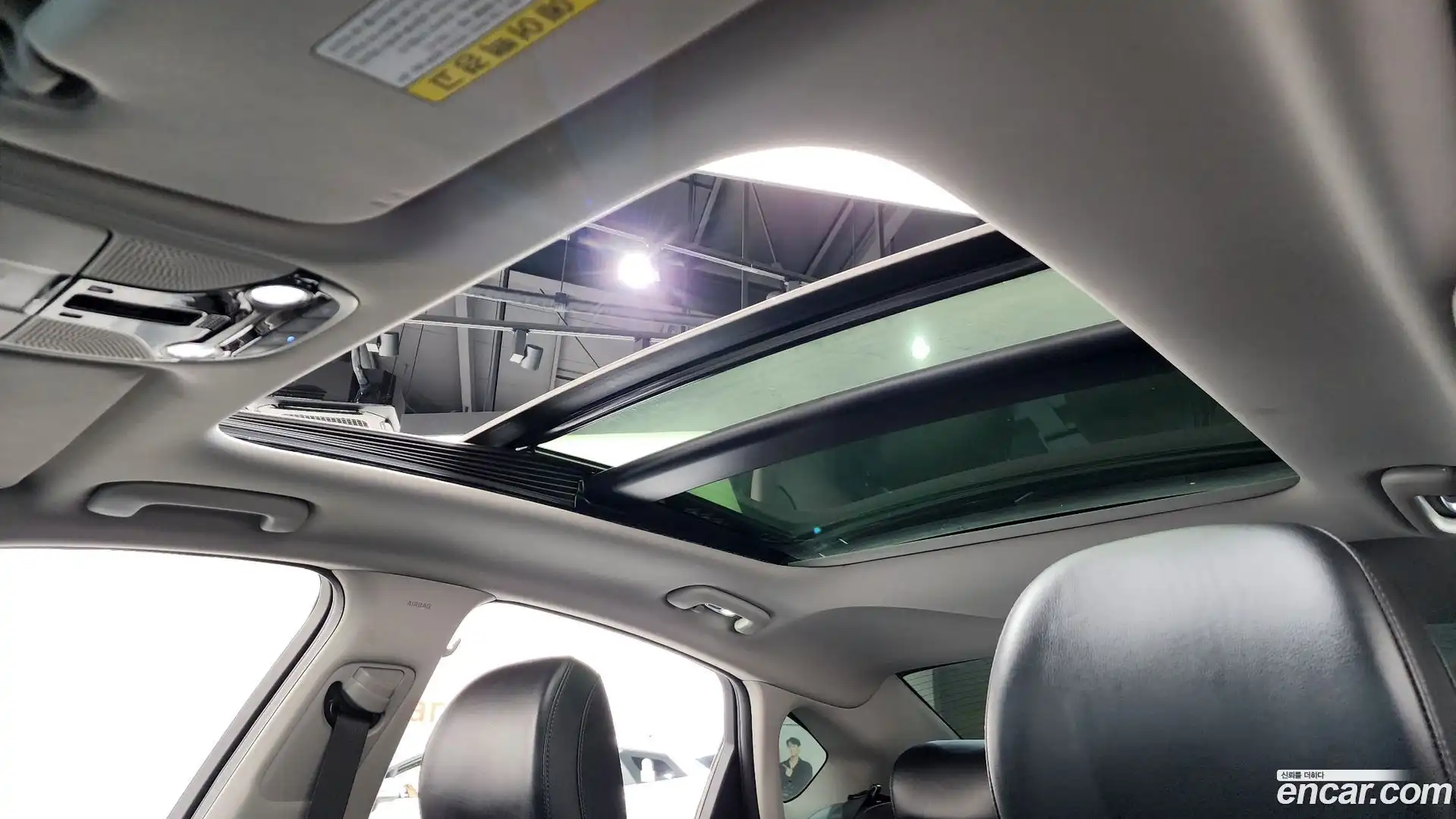 Grandeur Hyundai 2018.4-OPTION-021