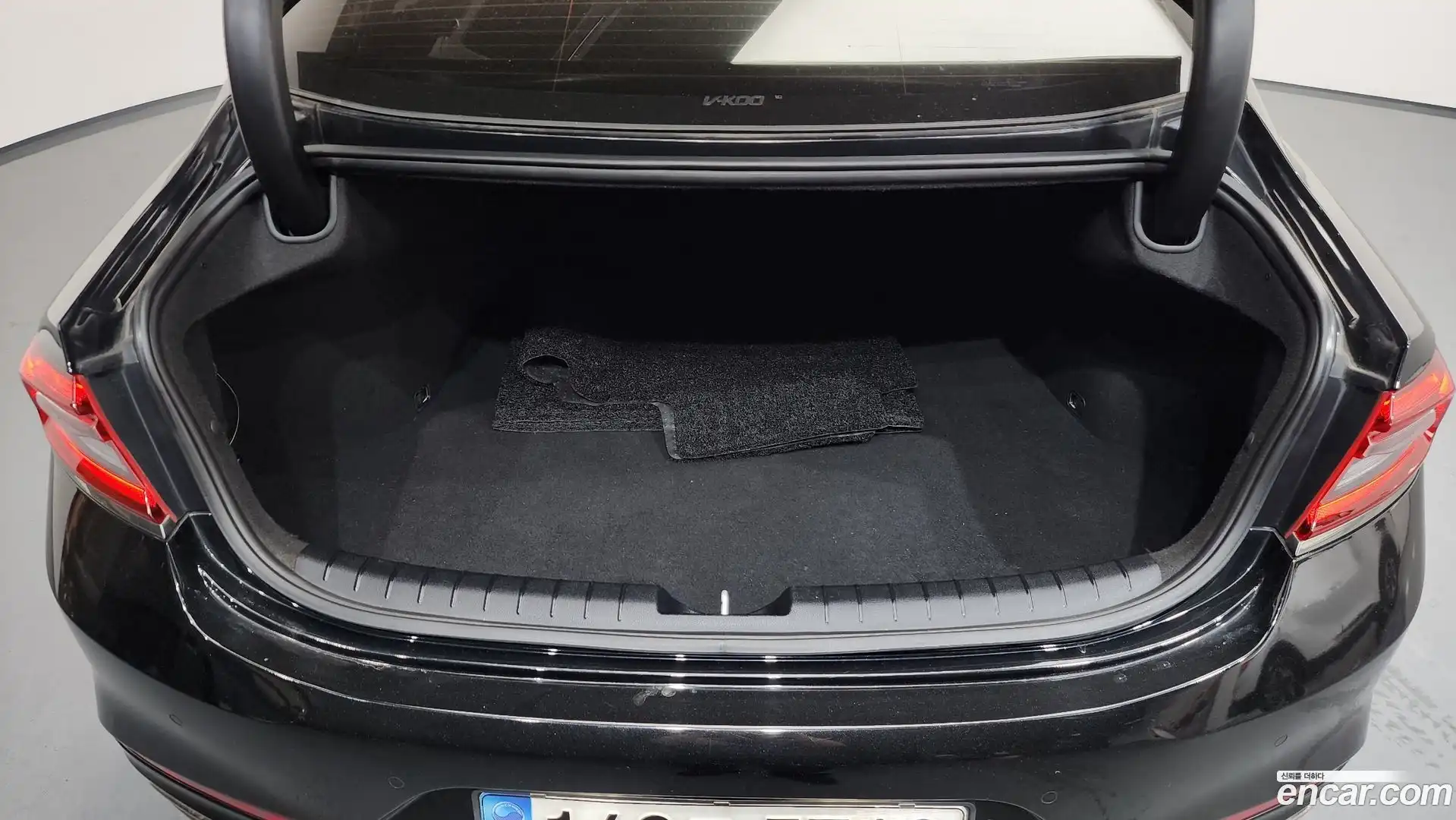 Grandeur Hyundai 2018.4-OPTION-022