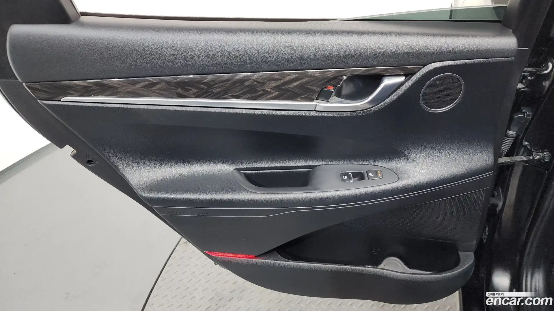 Grandeur Hyundai 2018.4-INNER-035