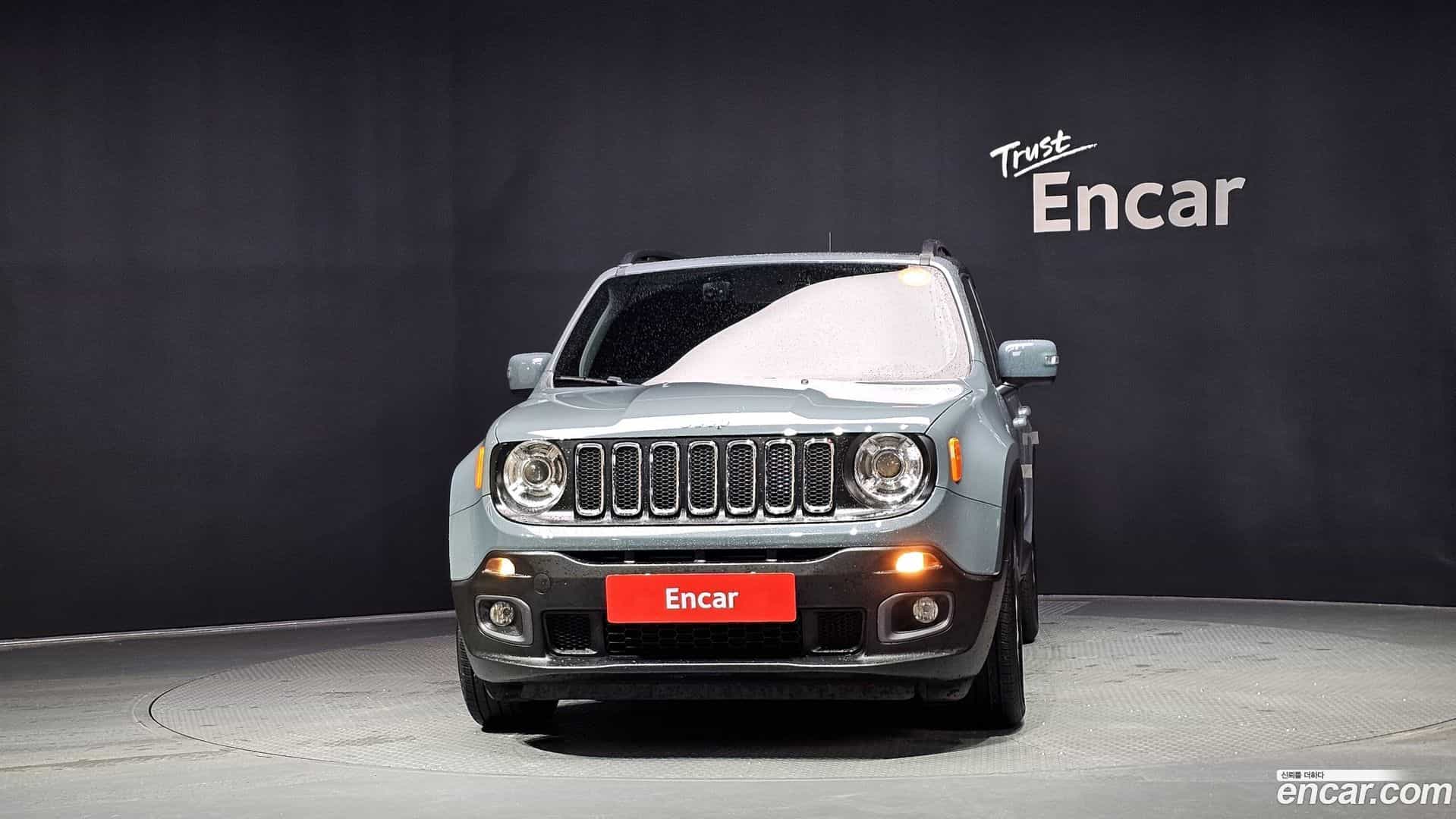 Renegade Jeep 2018.10-OUTER-003